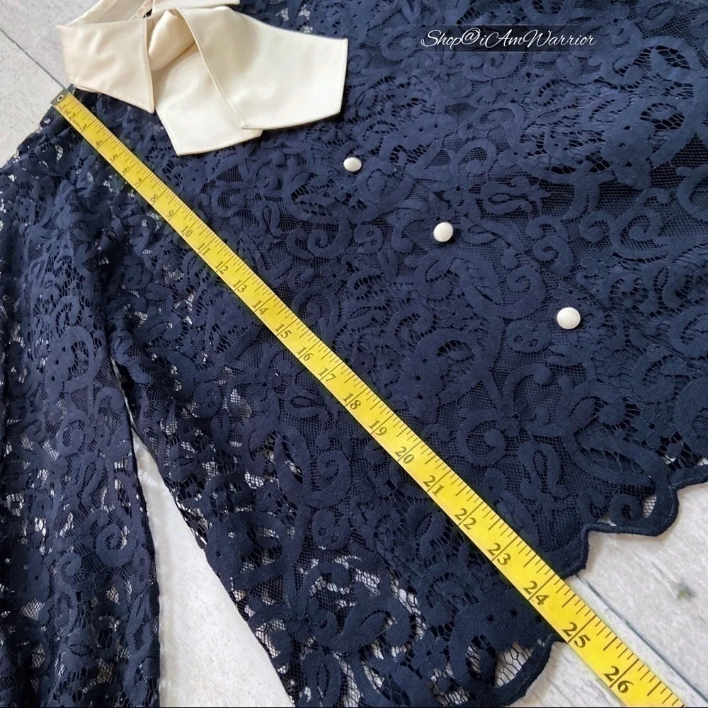 Tory Burch NWT navy lace blouse w/ ivory cuffs & collar with removable neck tie